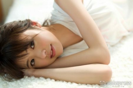 鈴木ゆうか 人気急上昇中の女優のエロ画像106枚！