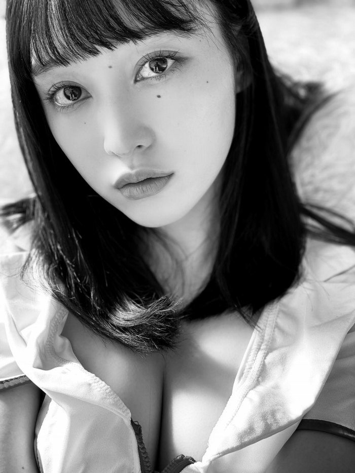 山田愛奈 エロ画像050