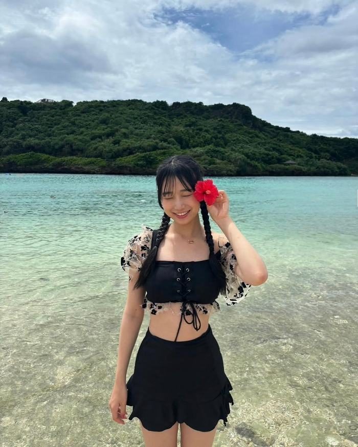 MomotaShiori_0_00_043 百田汐里 エロ画像043